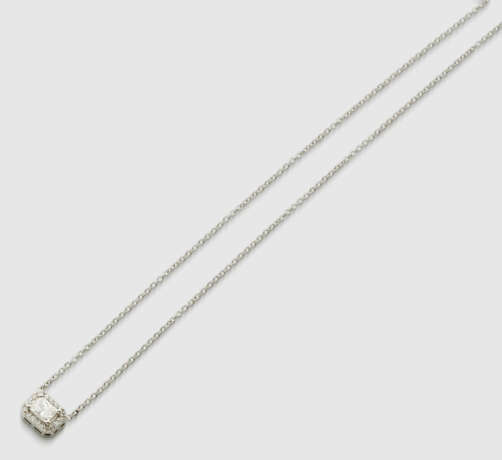 Hochfeiner Diamantanhänger - photo 1 Hochfeiner Diamantanhänger - photo 1