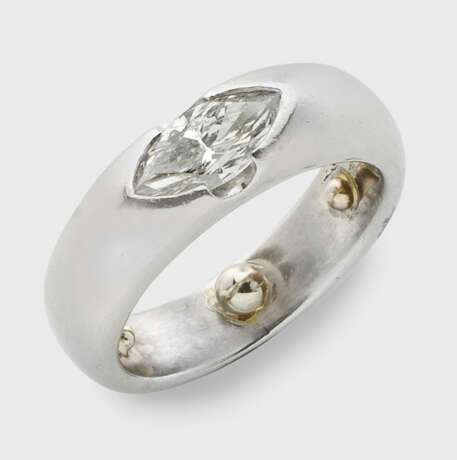 Bandring mit Diamantsolitär - photo 1 Bandring mit Diamantsolitär - photo 1