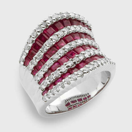 Dekorativer Diamant-Rubin-Ring - Foto 1