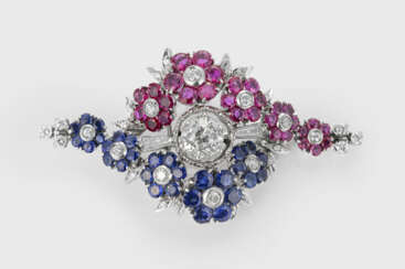 Klassisch feine Saphir-Rubin-Brosche