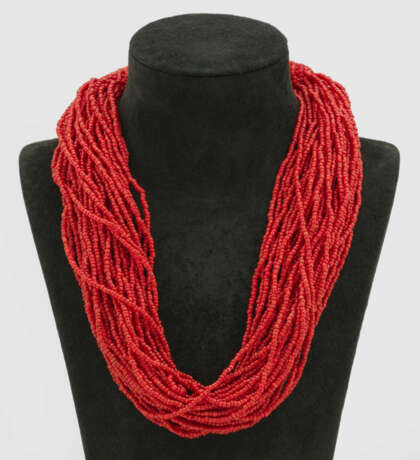 Repräsentatives Korallen-Collier - photo 1