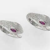 Paar Schlangen-Ohrringe mit Diamanten - photo 1