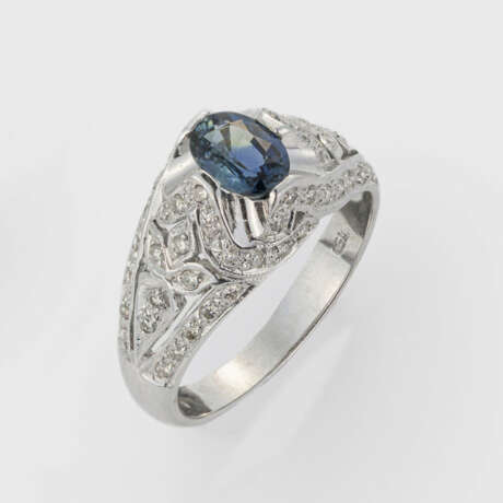 Feiner Saphirring in Ajour - фото 1 Feiner Saphirring in Ajour - фото 1