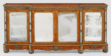 Großes Napoleon III-Sideboard