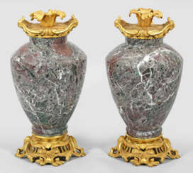 Paar große repräsentative Napoleon III-Vasen