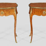 Paar Beistelltische im Louis XV-Stil - фото 1