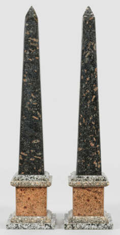 Paar dekorative Obelisken - photo 1