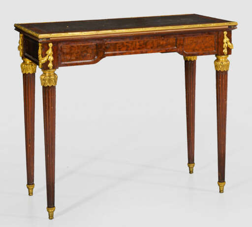 Exzellenter Louis XVI-Spieltisch - photo 2