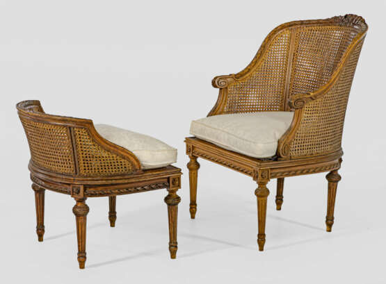 Louis XVI-Bergère mit Tabouret - фото 1