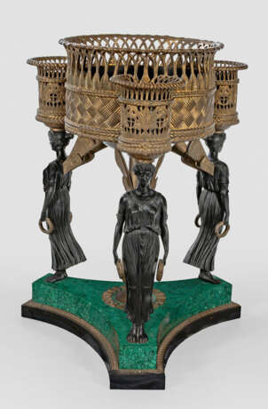 Imposante Prunkjardinière im Empire-Stil - photo 1 Imposante Prunkjardinière im Empire-Stil - photo 1