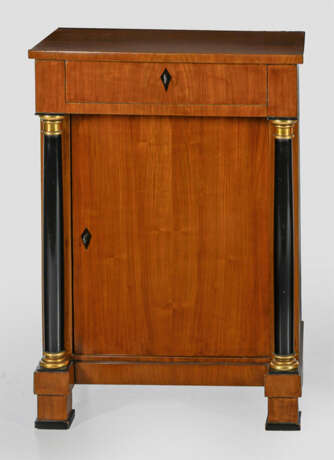 Biedermeier-Konsolschrank - фото 1 Biedermeier-Konsolschrank - фото 1
