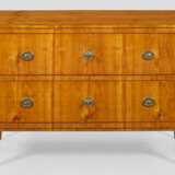 Große Biedermeier-Kommode - фото 1