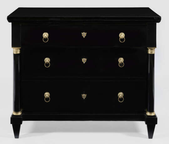 Biedermeier-Kommode - photo 1 Biedermeier-Kommode - photo 1