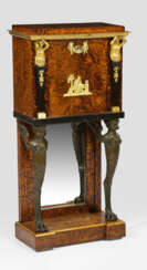 Baltisches Empire-Bonheur du Jour