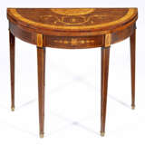 Louis XVI-Klappkonsoltisch - photo 1