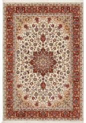 Großer Täbris-Teppich