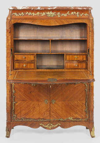 Signierter Louis XV-Sekretär von Léonard Boudin - photo 3 Signierter Louis XV-Sekretär von Léonard Boudin - photo 3