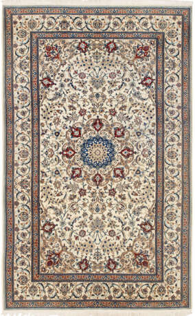 Großer Nain-Teppich - photo 1 Großer Nain-Teppich - photo 1