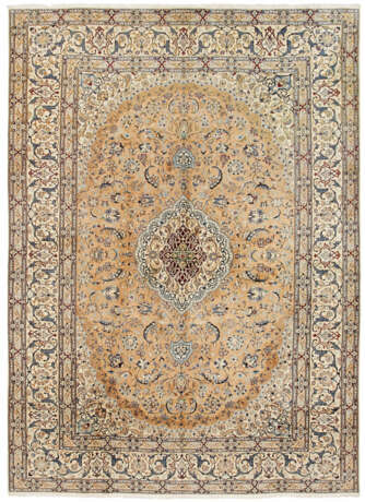 Großer Nain-Teppich - photo 1 Großer Nain-Teppich - photo 1