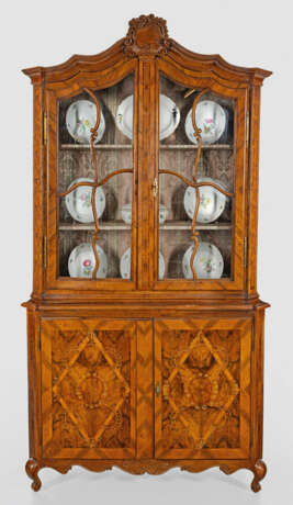 Barock-Vitrinenschrank - photo 1 Barock-Vitrinenschrank - photo 1