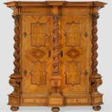 Großer Barock-Säulenschrank - photo 1