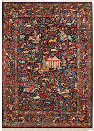 Großer alter Kirman-Jagdteppich - photo 1 Großer alter Kirman-Jagdteppich - photo 1