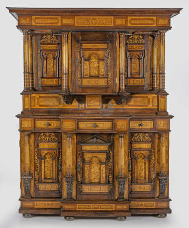 Großer Neorenaissance-Buffetschrank - photo 1