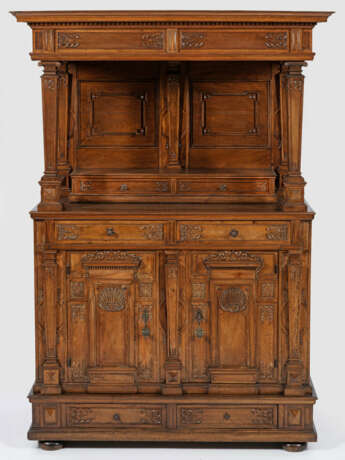 Spätrenaissance-Buffetschrank - photo 1 Spätrenaissance-Buffetschrank - photo 1