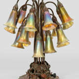 Bedeutende Tischlampe "Pond Lily" von Louis Comfort Tiffany - Foto 1