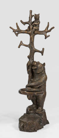 Skulpturaler Garderobenständer - photo 1