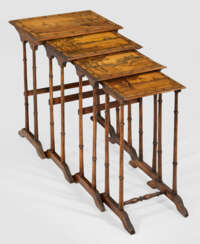 Jugendstil-Satztisch