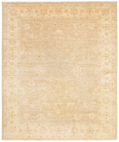 Großer Afghan Farahan-Teppich - photo 1 Großer Afghan Farahan-Teppich - photo 1