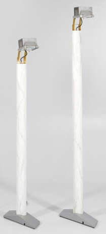 Zwei große Bodenlampen "Kohlmarkt" von Hans Hollein - фото 1 Zwei große Bodenlampen "Kohlmarkt" von Hans Hollein - фото 1