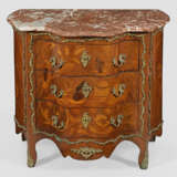 Pfeilerkommode im Louis XV-Stil - photo 1