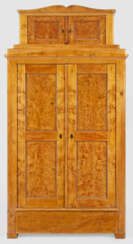 Biedermeier-Schrank