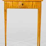 Biedermeier-Konsoltisch - photo 1