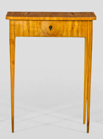 Biedermeier-Konsoltisch - photo 1 Biedermeier-Konsoltisch - photo 1