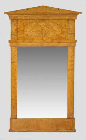 Großer Biedermeier-Wandspiegel - фото 1 Großer Biedermeier-Wandspiegel - фото 1