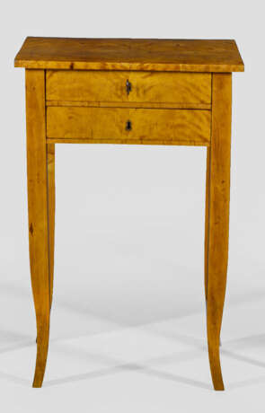 Biedermeier-Beistelltisch - photo 1