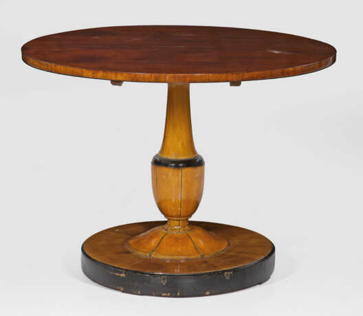 Biedermeier-Salontisch - photo 1
