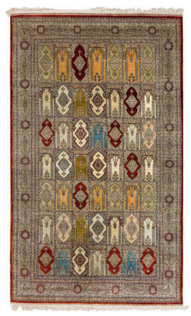 Seidenbrücke mit Hereke-Muster - photo 1