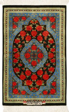 Kleine signierte Ghom-Seidenbrücke - photo 1