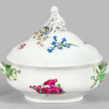 Große Deckelterrine mit Blumendekor - photo 1