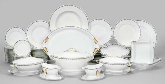 Umfangreiches Jugendstil-Tafelservice - photo 1 Umfangreiches Jugendstil-Tafelservice - photo 1