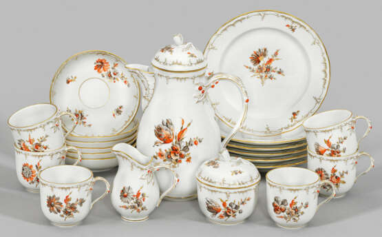 Kaffeeservice mit Blumendekor - photo 1 Kaffeeservice mit Blumendekor - photo 1