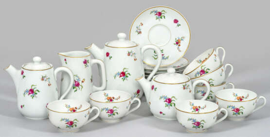 Kaffee- und Teeservice aus dem Hotel Ritz in Paris - photo 1 Kaffee- und Teeservice aus dem Hotel Ritz in Paris - photo 1