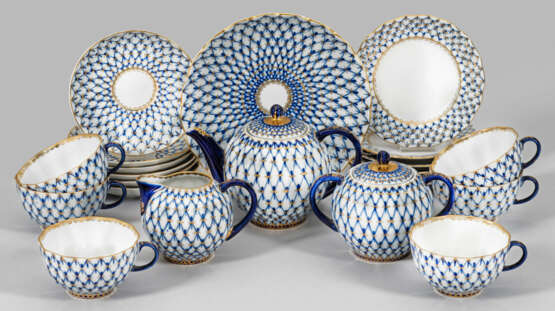 Russisches Teeservice mit Dekor "Kobaltnetz" - photo 1 Russisches Teeservice mit Dekor "Kobaltnetz" - photo 1