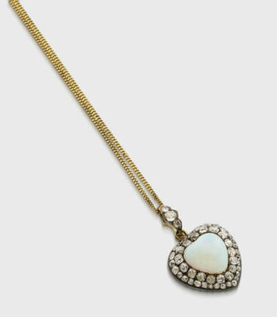 Viktorianischer Opal-Diamant-Herzanhänger - photo 1