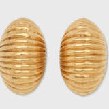 Paar "Shrimp"-Ohrclips von Cartier, nach 1945 - Foto 1