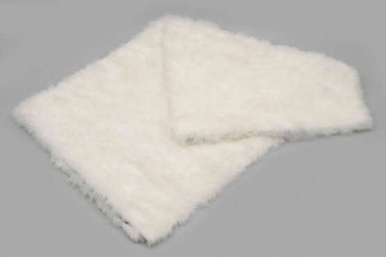 Große extravagante Pelzdecke - photo 1 Große extravagante Pelzdecke - photo 1